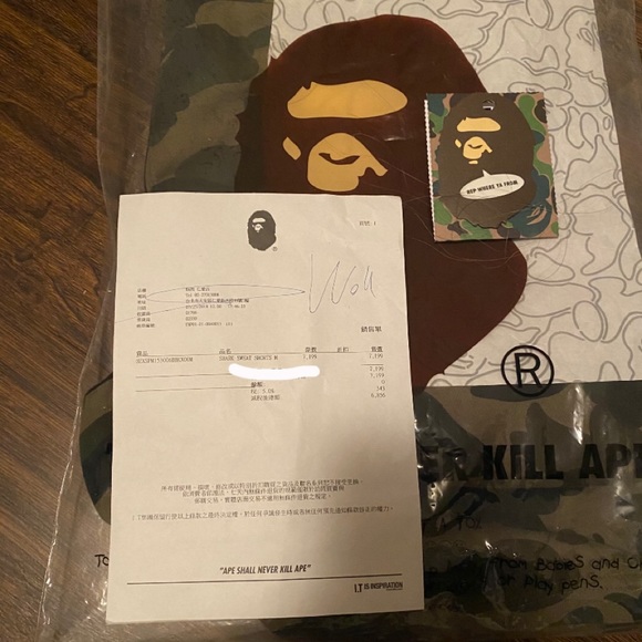 BAPE Black and Army Green Logo Camo Shorts - Picture 8 of 8